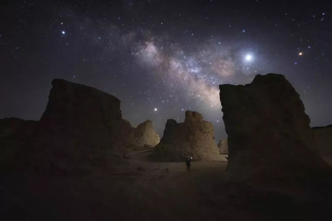 青海冷湖火星营地旅游摄影包车攻略